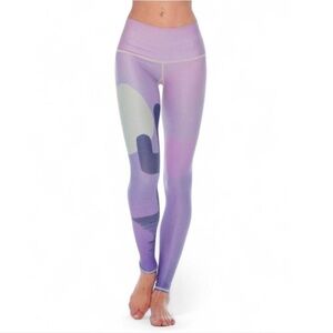 Teeki Coyote Moon Dawn Light Purple Pink Hot Yoga Pants Leggings M